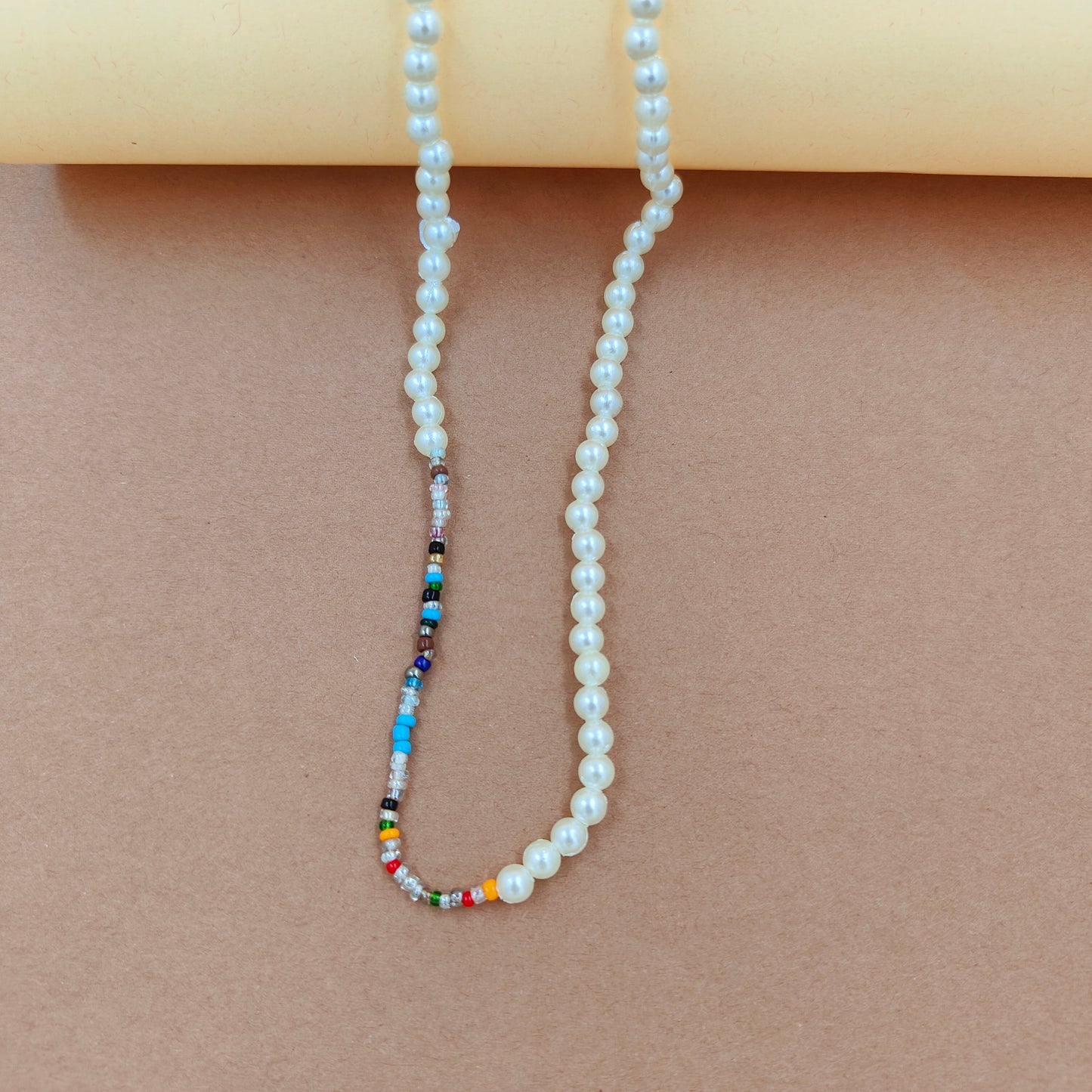 Multicolours Pearl necklace