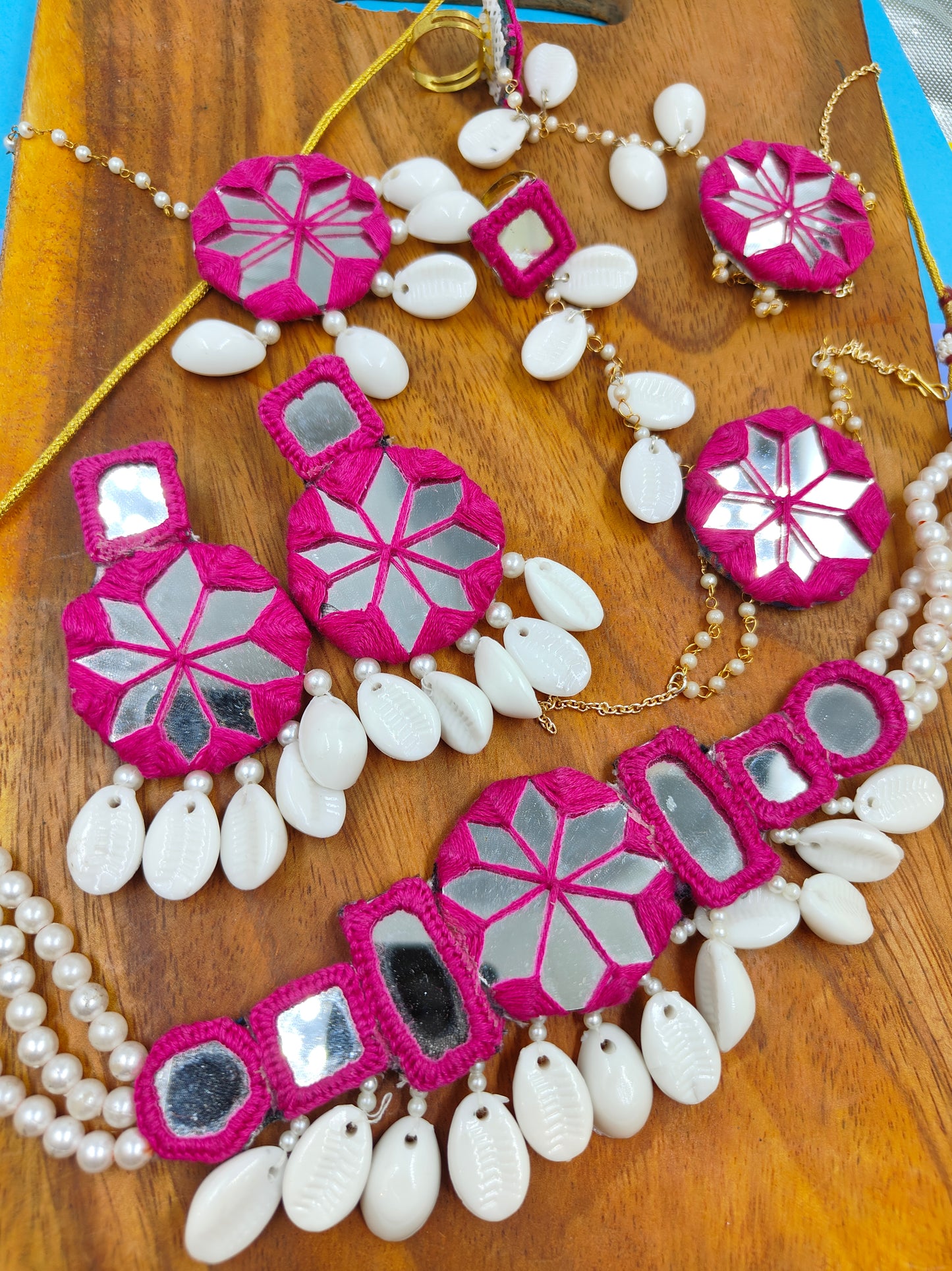 Mirror Shell Collection 1