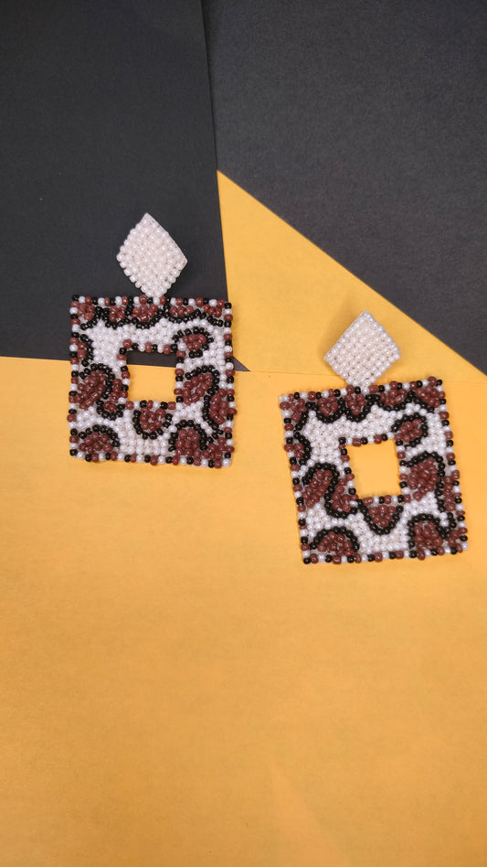 Oblong earrings